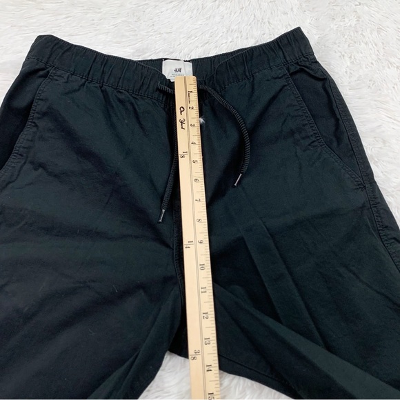 H&M chino joggers pants drawstring waist in black - Picture 5 of 13